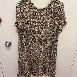 - Floral LOFT dress